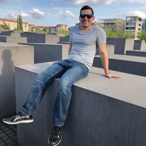 Meet your Posher, Jon